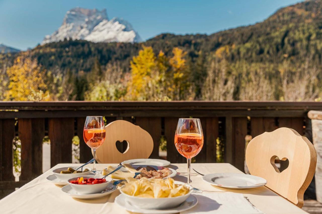 Locanda Montana San Vito di Cadore Kültér fotó