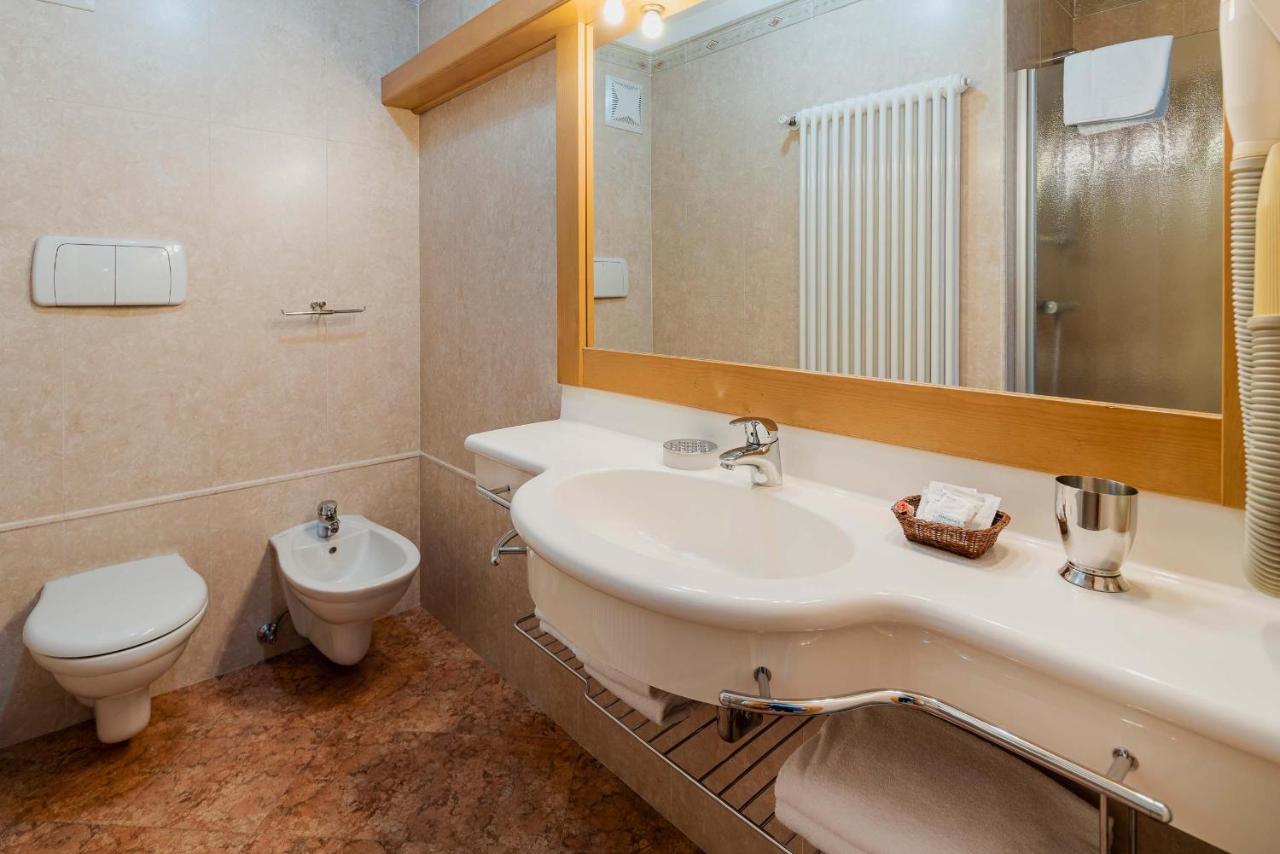 Locanda Montana San Vito di Cadore Kültér fotó