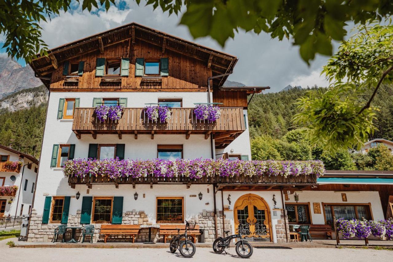 Locanda Montana San Vito di Cadore Kültér fotó